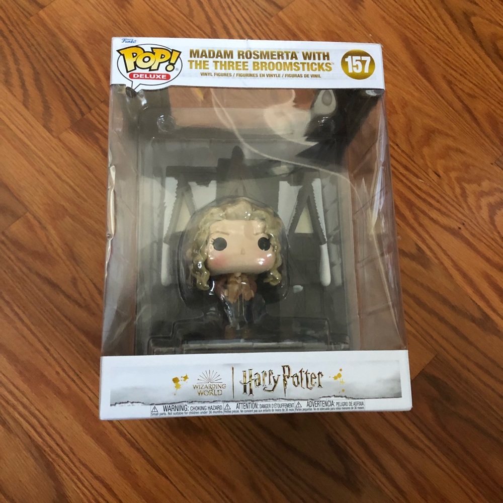 POP DELUXE Madam Rosmerta with The three Broomstickd